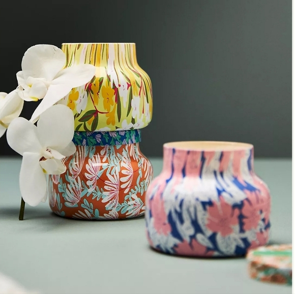 ❤️BUY 5 GET 3 FREE Aloha Orchid Pattern Play Petite Jar Capri Blue 8oz - Picture 3 of 10